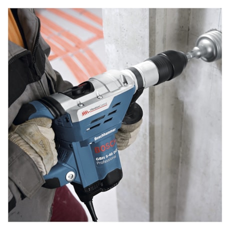 Martelo Perfurador Rompedor 1150W 220V com Maleta GBH 5-40 DCE BOSCH-518f3d91-5784-4046-b827-e164dbaa4c44