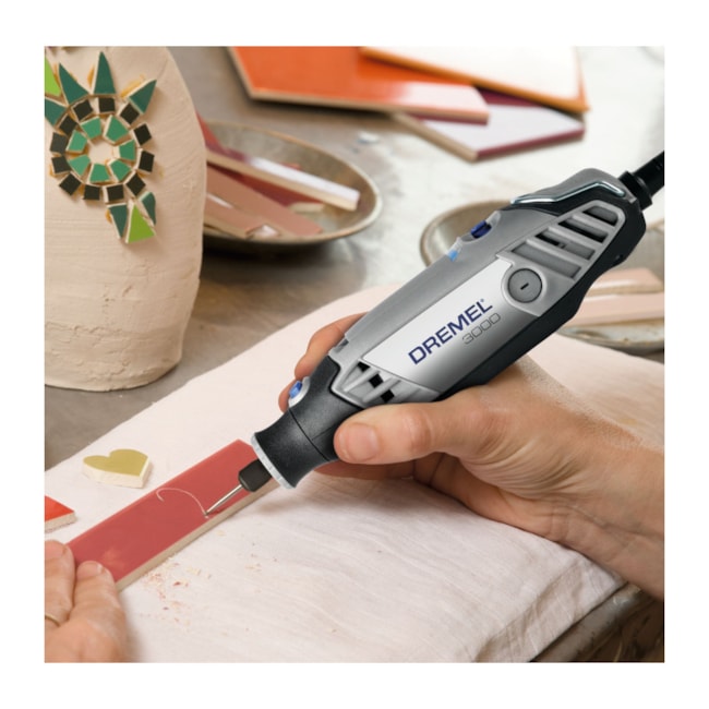Micro Retífica com Kit 30 Acessórios 2 Acoplamentos e Maleta F0133000PS 3000 DREMEL-d4796f4f-3282-4f07-8baf-9bbdfe278f6f
