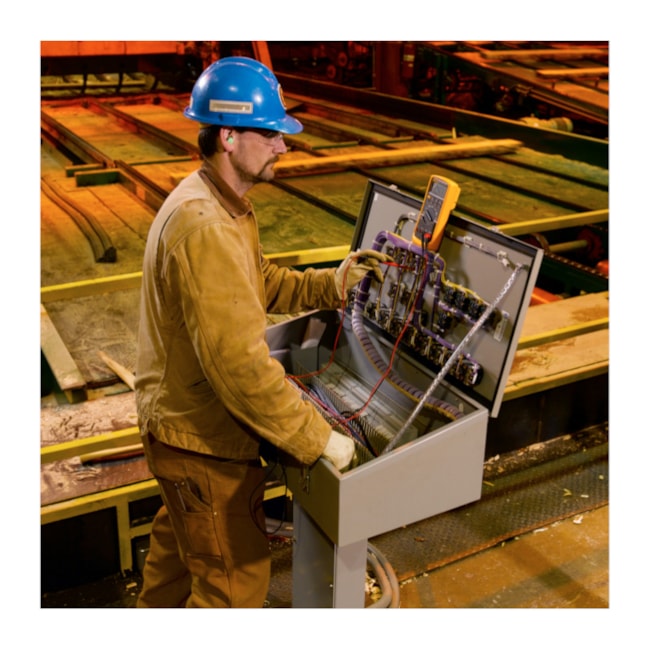 Multímetro Digital 1000V AC/DC CAT III + Acessórios 87V/E2 FLUKE-e2a8f476-828a-4c88-968a-c4a4431ff3e0