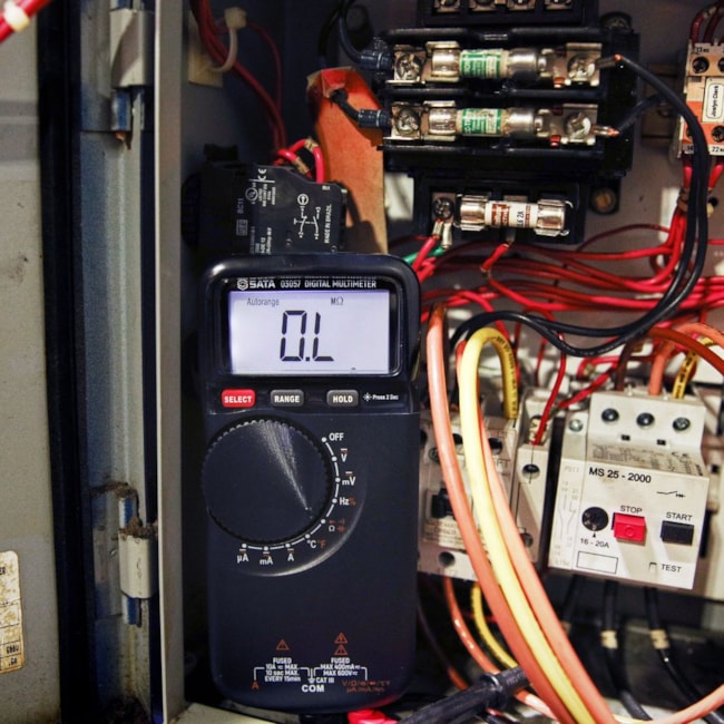 Multímetro Digital Clássico Medição de Temperatura 10A (AC/DC) CAT III 600V ST03057 SATA-674dd7c6-2d9e-42c9-a7d1-776a30a8e6e8