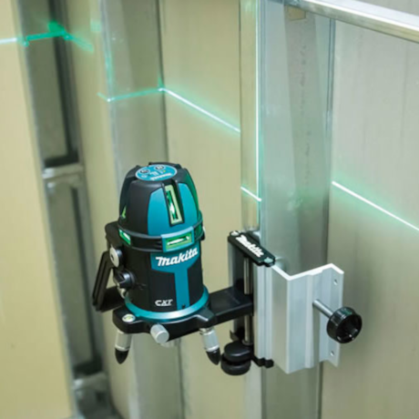 Nível a Laser Verde 3 Linhas Cruzadas 20 Metros 12V sem Bateria e Carregador SK209GDZ MAKITA-1594efe4-d11a-4624-aca3-76a1ea9c32bc