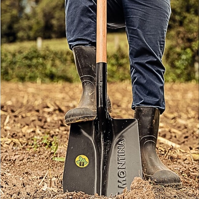 Pá de Bico em Aço com Cabo de Madeira 120cm 460/20 77460524 TRAMONTINA-caf39ec1-a816-449a-9d62-fa89f0961c74
