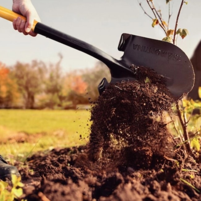 Pá de Bico Metálica 120cm com Cabo de Fibra 77416802 TRAMONTINA-b8c55da9-6876-45e8-8353-39cd92f92c3a
