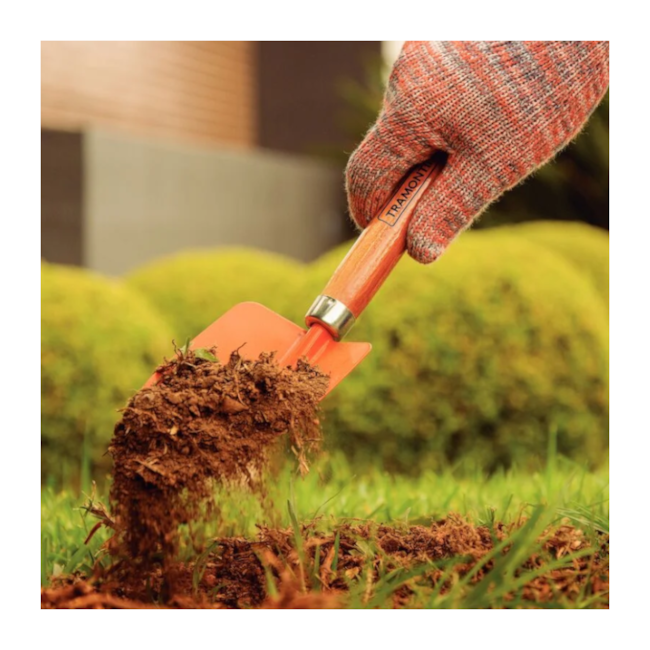 Pazinha Larga para Jardim com Cabo de Madeira 77907001 TRAMONTINA -eca0a4f1-71e3-41d3-8d42-8c0b15a67c89