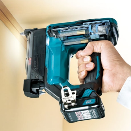 Pinador F 12V 35MM com 2 Baterias 1.5Ah Carregador 110V/220V e Maleta PT354DWYJ MAKITA-6bfa2a99-6a1c-4852-9ed6-c71e2a59ce56