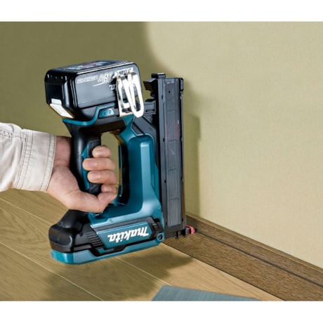 Pinador F 18V 35MM com 2 Baterias 3.0Ah Carregador 110V/220V e Maleta DFN350RFJ MAKITA-0347b132-87c2-4b28-87ff-86c40e0a682d