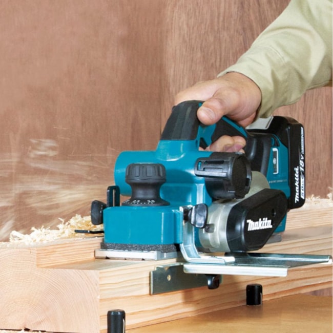 Plaina 18V 2.0MM sem Bateria e sem Carregador DKP181Z MAKITA-d383f9e5-9df6-4ca8-bfc1-74f6900806d5