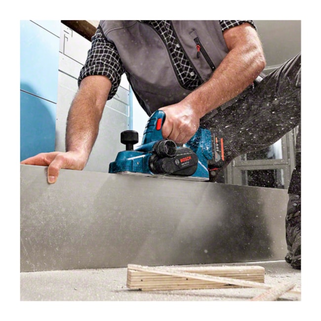 Plaina 18V sem Bateria e Carregador GHO 18V-LI SB BOSCH-d23d4cee-b551-414a-959c-13de98000a97