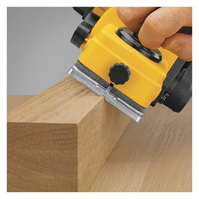 Plaina Elétrica 550W D26676 DEWALT-3c1bef99-636f-4b01-9b9a-336b0a4036c5