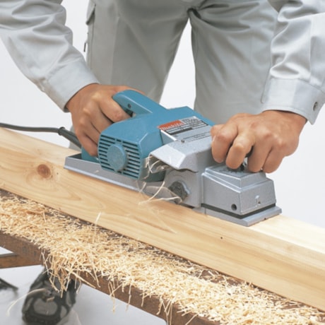 Plaina Elétrica 82mm 16000 rpm 750W 1100 MAKITA-0ede1625-4fa8-4323-a637-4cbb6921c162