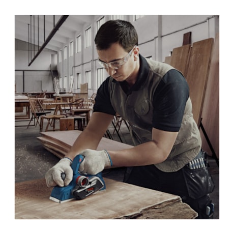 Plaina Elétrica Profissional 700W 82MM GHO-700 BOSCH-bdc0e15c-6906-4308-b98f-a04ee115fbac