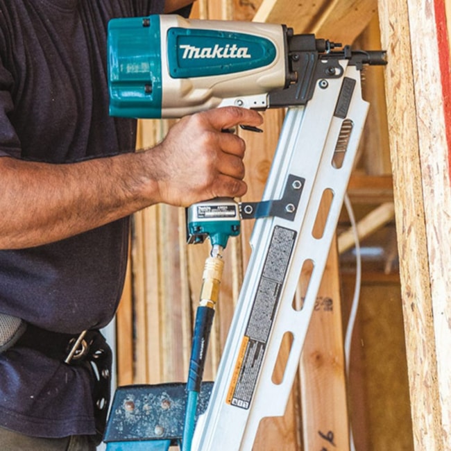 Pregador Pneumático 2.9 a 3.7mm AN924 MAKITA-9d5f25a4-f67b-4c54-aacb-8f03a9eb1f0e