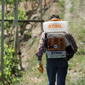 Pulverizador Costal à Gasolina 3.5CV 56CC 750M3/H SR 420 STIHL