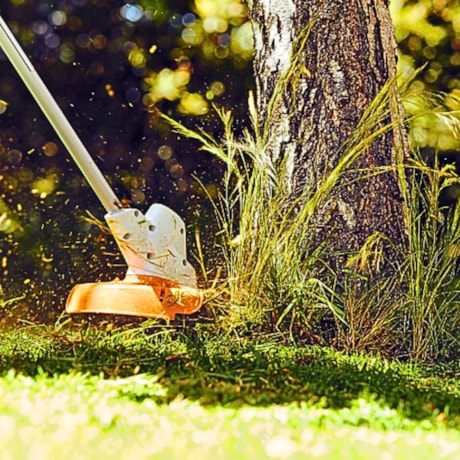 Roçadeira à Bateria Lateral 30cm 10,8V 2.1AH com Bateria Carregador 110V FSA 30 SET STIHL-5074a200-879d-420a-8290-0cb4f994097e