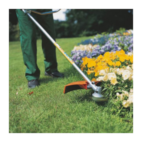 Roçadeira à Gasolina Lateral 1.0CV 27CC 2 Facas 230mm FS 55 GSB 230-2 STIHL