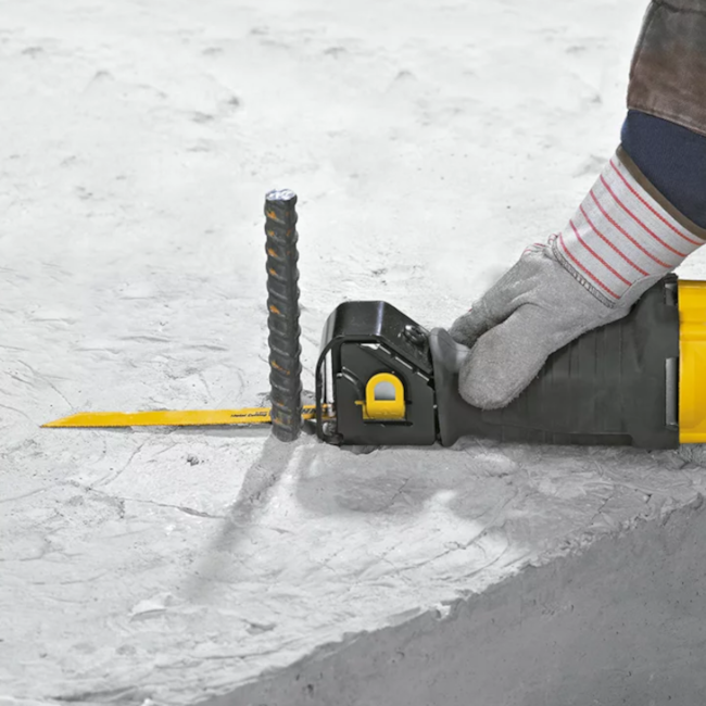 Serra Sabre 1000W Velocidade Variável DW304PK DEWALT-1d23ca3e-5cb9-425c-a6de-65cf3d9117f1
