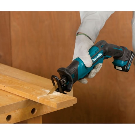 Serra Sabre 12V 3300GPM 50MM com 2 Baterias 1.5Ah Carregador 110V/220V e Maleta JR103DWYE MAKITA-e699b09a-f5e4-48fd-a687-83e6a4118e1b