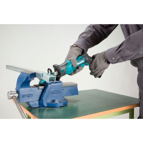 Serra Sabre 12V 3300GPM 50MM com 2 Baterias 4.0Ah 1 Carregador 110V/220V e Maleta JR105DSME MAKITA-f855938e-88c4-482a-b2c1-b5b4ce2fe466