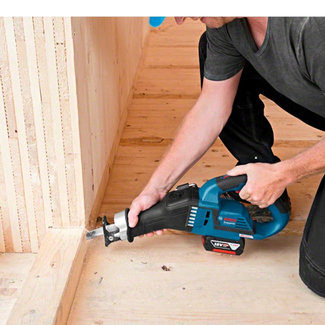 Serra Sabre 230mm 2500GPM sem Bateria e sem Carregador GSA 18V-32 BARE BOSCH-354eb737-3a8b-4fbb-b502-ca7dce75e36e