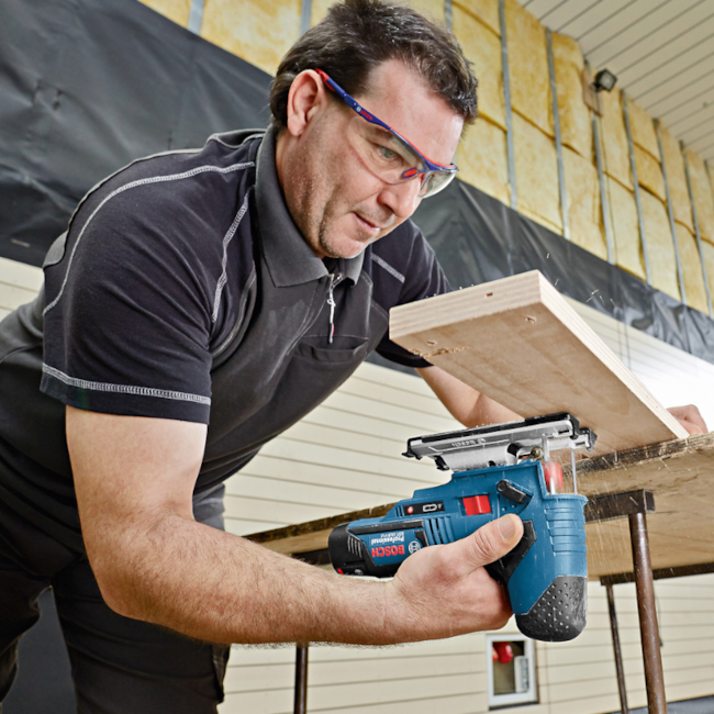 Serra Tico Tico 70mm 12V sem Bateria sem Carregador Brushless GST 12V-70 BARE BOSCH-f646b547-fbff-41c6-a640-78ae8cb1ae87