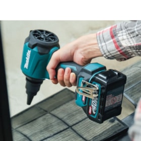 Soprador e Inflador 40V 4 Velocidades sem Bateria e sem Carregador AS001GZ MAKITA