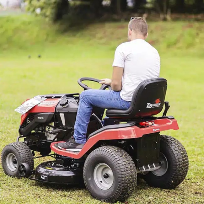 Trator Cortador de Grama 19.5HP 546CC 4T Gasolina Corte 42