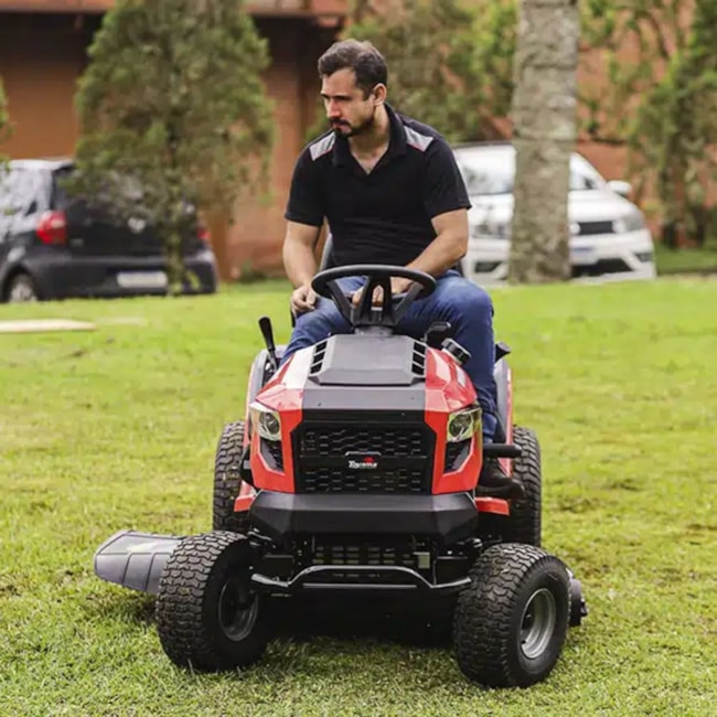 Trator Cortador de Grama 19.5HP 546CC 4T Gasolina Corte 42