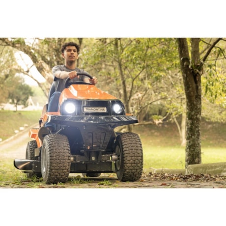 Trator Cortador de Grama Dirigível Trotter 16.5HP 500CC 4T Gasolina 40