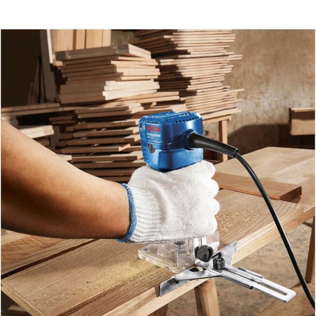 Tupia Manual Laminadora 550W 33000RPM GKF 550 BOSCH-f1276b92-0897-4a39-a93d-3ef1dd65a6e3