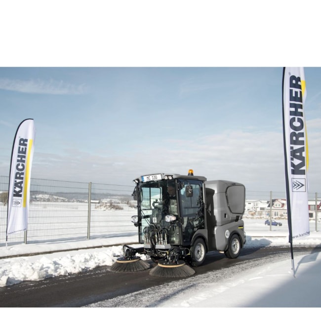 Varredeira Municipal 2400mm 1300Litros 22500M2/H Diesel MC 130 KARCHER-a13b7148-fda9-4abf-b342-783ecbc52f58