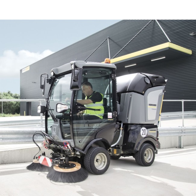 Varredeira Municipal de Operador a Bordo 900mm 500Litros 14000M2/H Diesel MC 50 KARCHER-46d08856-110c-4d5b-9f81-701f4d95c875