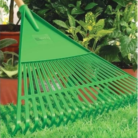 Vassoura Ancinho 22 Dentes Verde com Cabo para Gramas Folhas FJ-1011 2930075 TRAPP-2c993497-afb8-491c-9811-a34b35726ba7