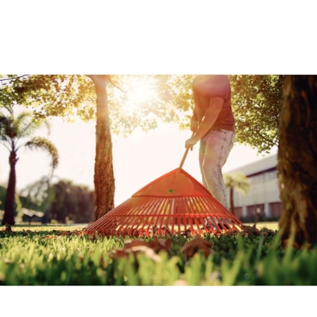 Vassoura de Grama/Jardim de Plástico 30 Dentes com Cabo Madeira 120cm 77856/801 TRAMONTINA-7fbe21d4-644c-44f1-a036-463201e42415