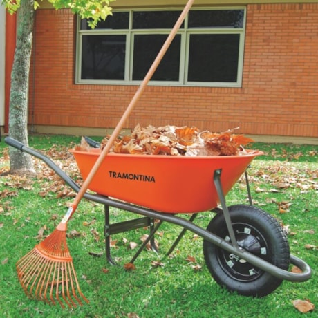 Vassoura Metálica Fixa com 22 Dentes Tipo Palheta Cabo de Madeira 120cm 77837721 TRAMONTINA-d45f2e60-9d00-4f5c-83fd-d64d6982734c