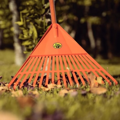 Vassoura Plástica Laranja com 18 Dentes Cabo de Madeira 120cm 77850681 TRAMONTINA-9fe008b6-364a-4c4e-96f6-041b24b97cce