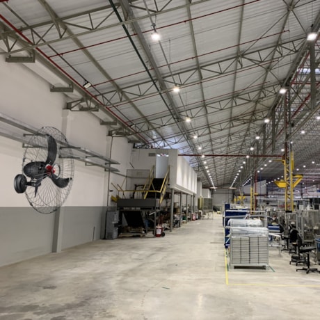 Ventilador de Parede 70cm Oscilante 270W Preto Bivolt V70PPRRB GOAR-be31b788-edf4-423f-9d94-b014cdcba8fb